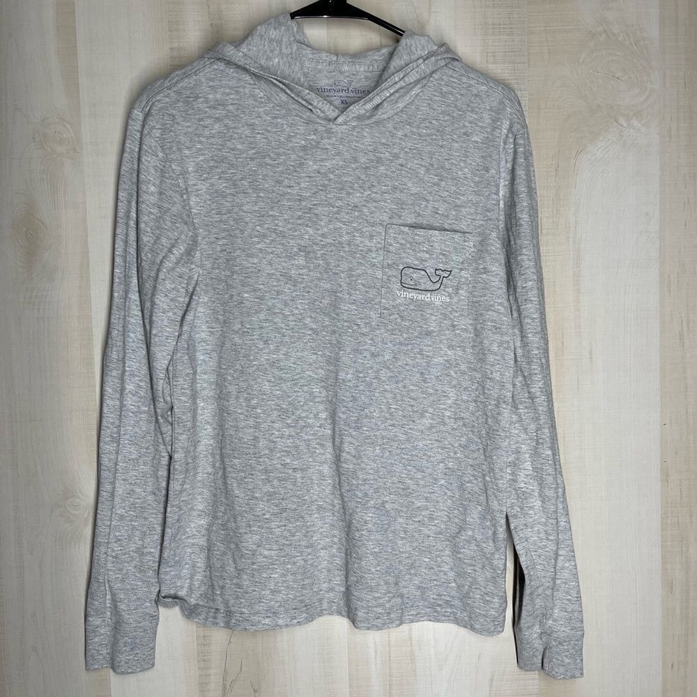 Vineyard Vines gray‎ hooded long sleeve t-shirt, size XS